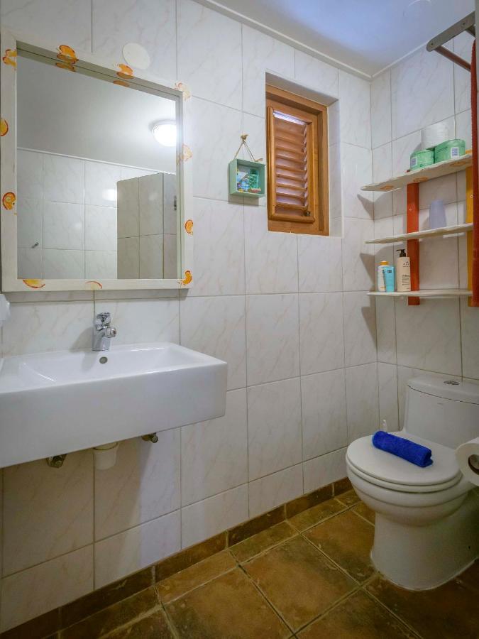 Djambo (Adults Only) Apartment Kralendijk  Bagian luar foto