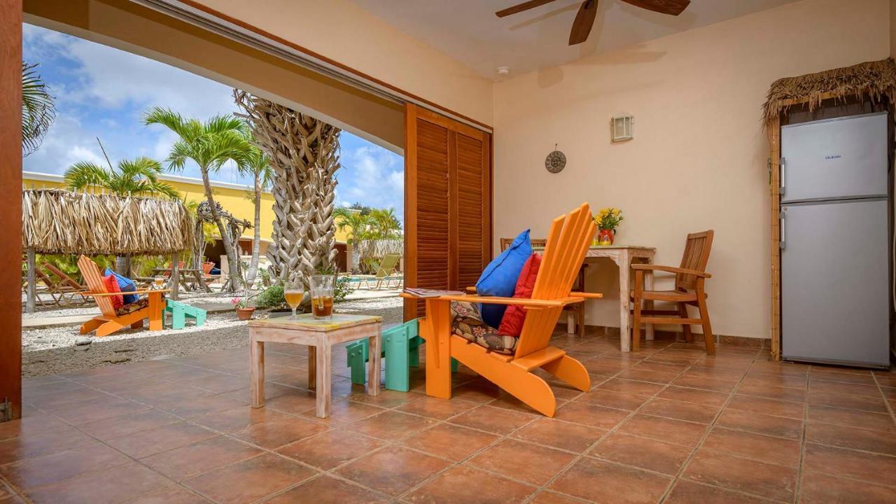 Djambo (Adults Only) Apartment Kralendijk  Bagian luar foto
