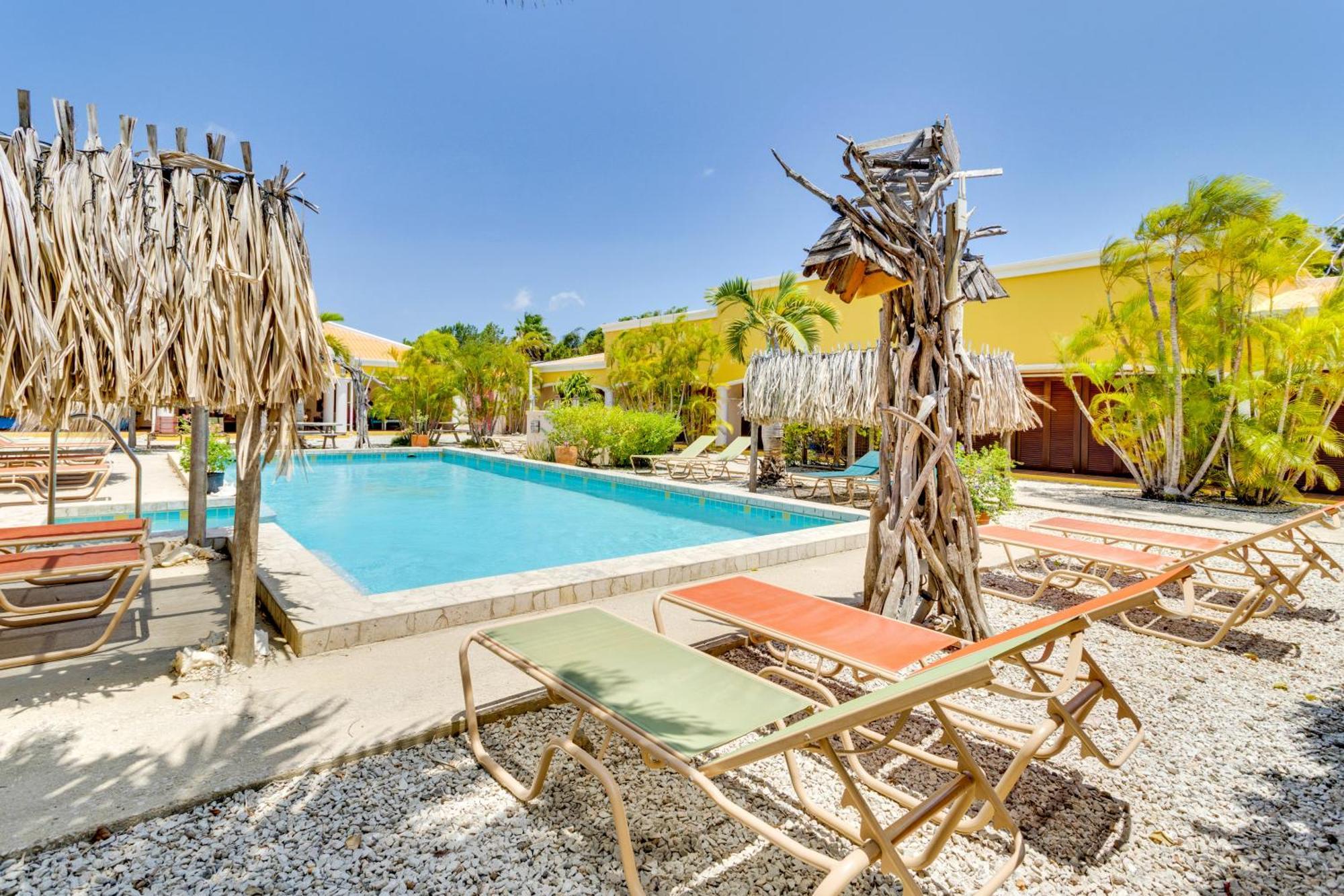 Djambo (Adults Only) Apartment Kralendijk  Bagian luar foto