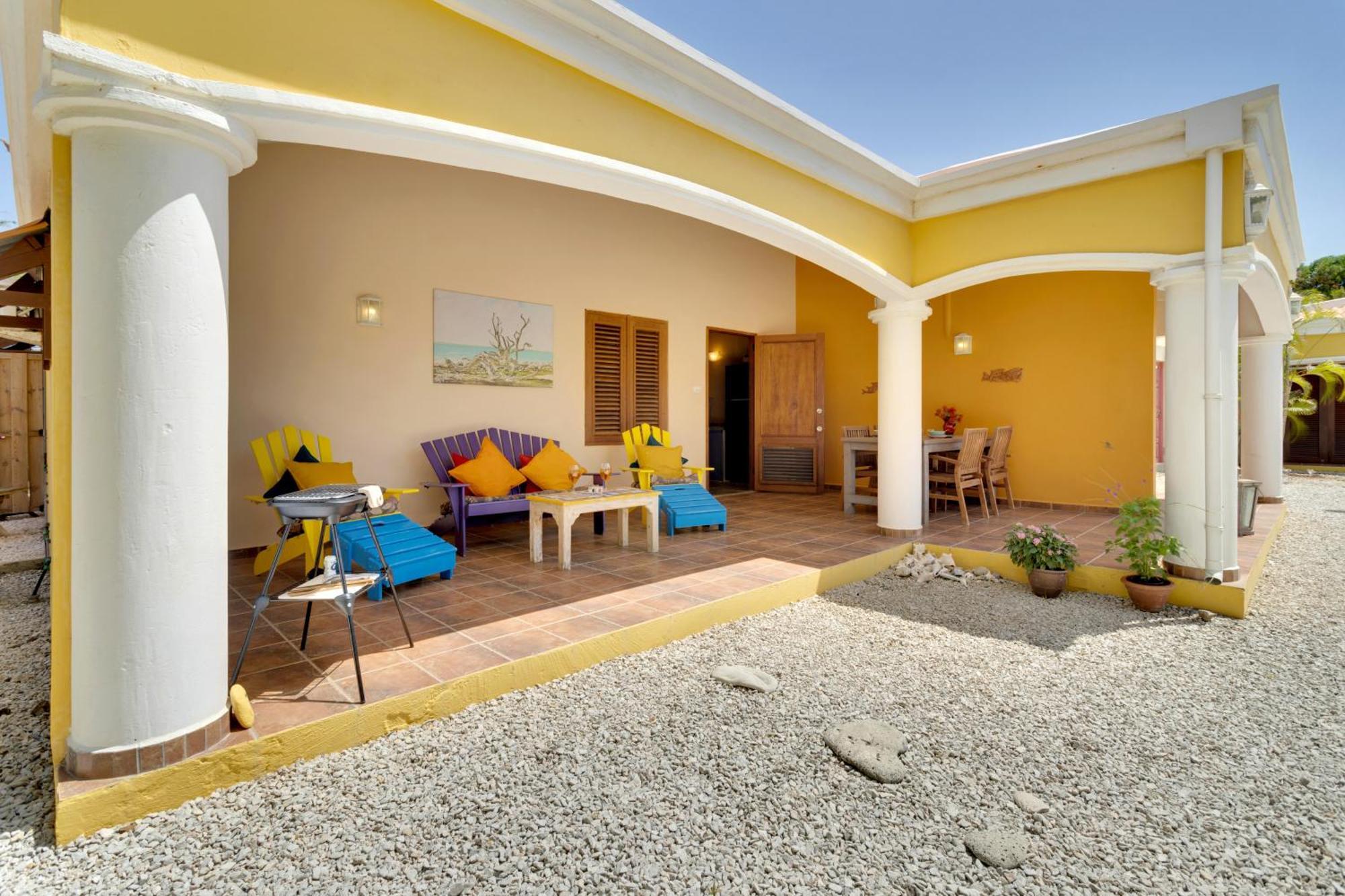 Djambo (Adults Only) Apartment Kralendijk  Ruang foto